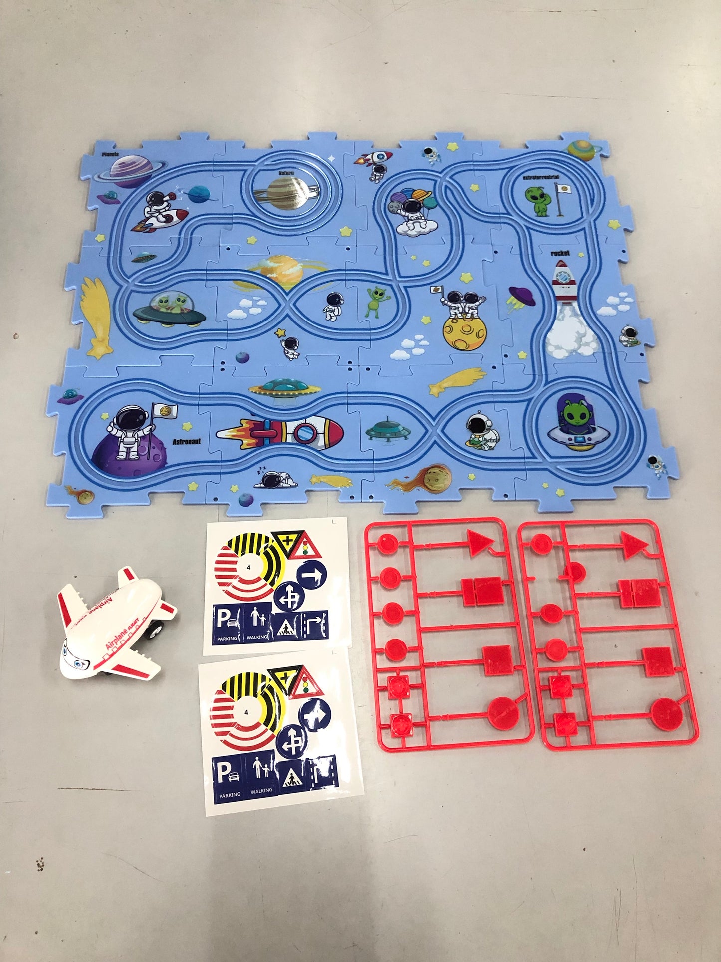 DIY Electric Railroad Puzzle Set – City Scene Construction Toy