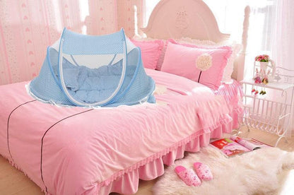 Portable Baby Bed with Mosquito Net – Foldable Travel Crib Tent with Mattress and Pillow